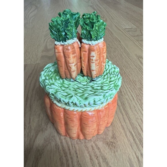 Jay Imports Ceramic Carrot Dip & Spreader Set, 4 Stainless Steel Cheese Knives - Picture 2 of 5